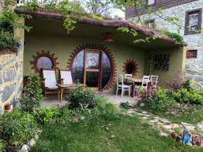 Dağ Evi ,2 oda, Lake view, fireplace jakuzi,6 person Sapanca